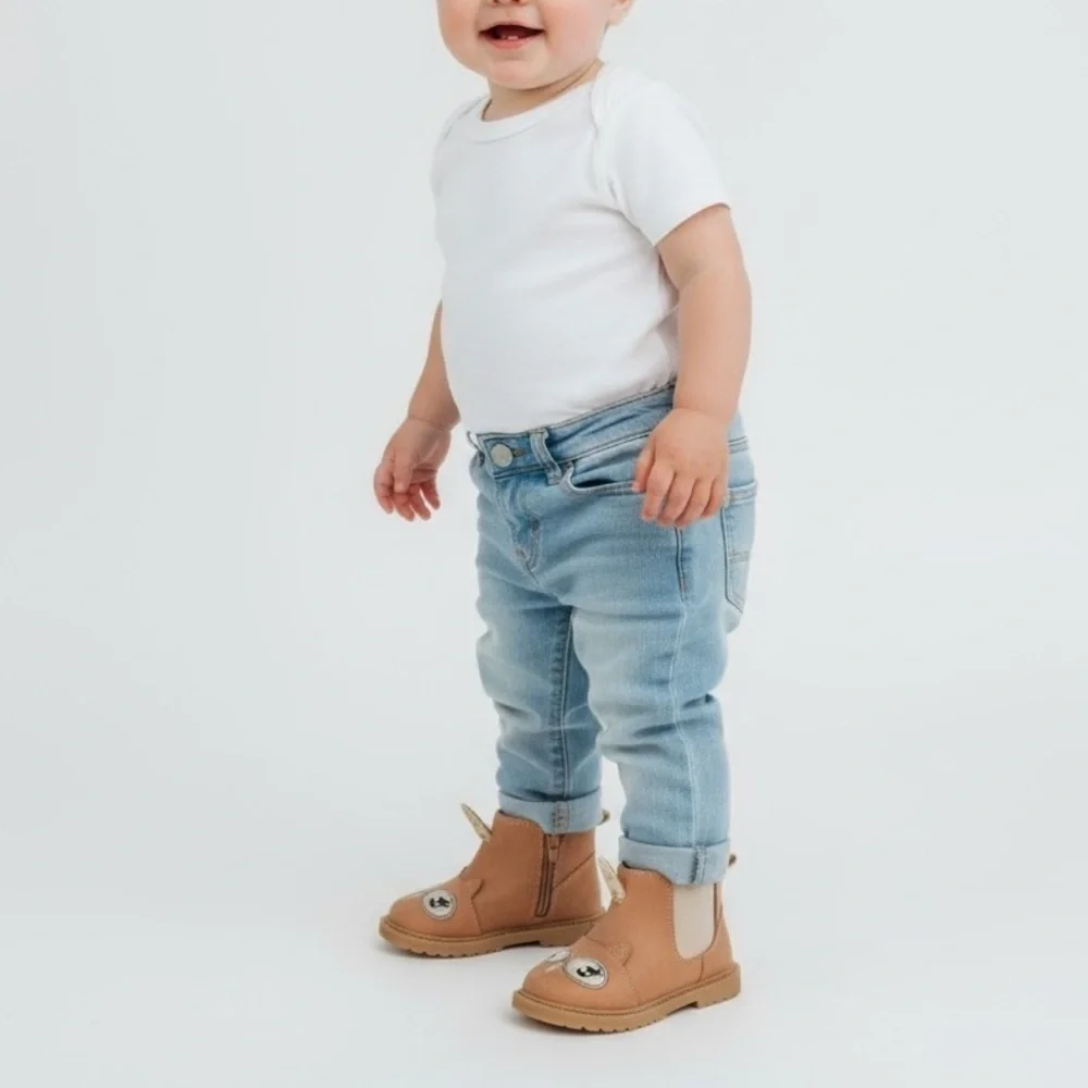 NEW Baby Owl Vegan Leather Chelsea Boots Size 3 Tan Side Zip
